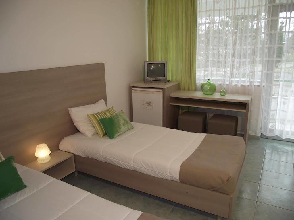 Hotel Favorit Venus Exterior foto